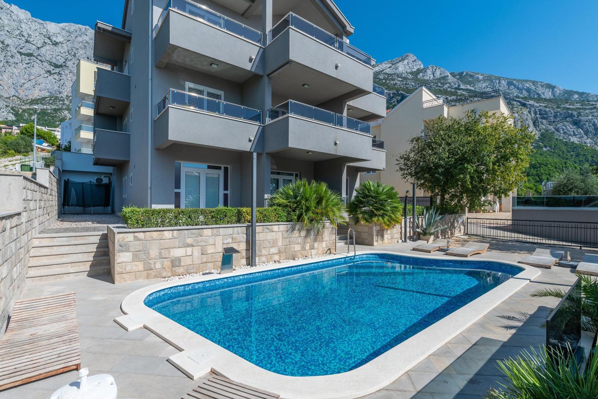 Villa EM Makarska Esterno foto