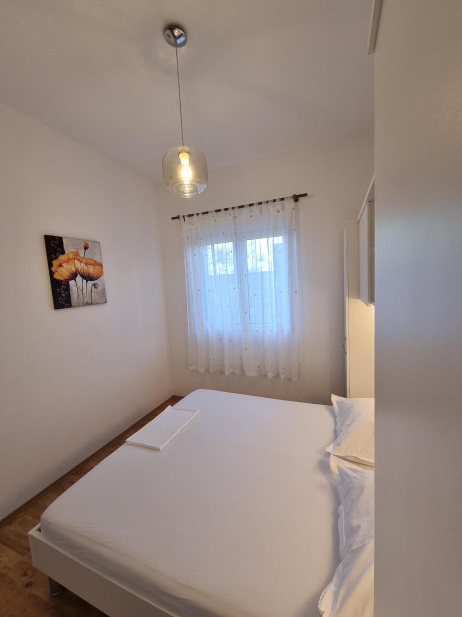 Villa EM Makarska Esterno foto